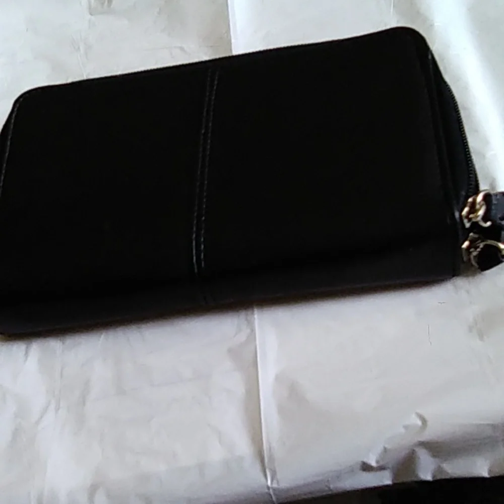 Ladies Wallet - Picture 2 of 12